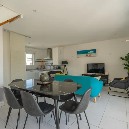 Duplex De Charlotte Pres De La Gare * Royan